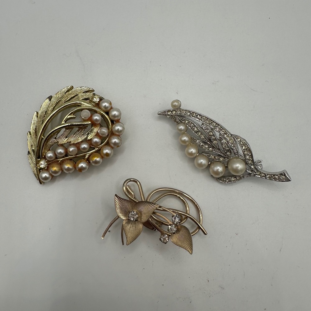 VTG Brooch Lot 3 Faux Pearl Rhinestone Gold Silver Tone Leaf Floral Pins Wedding